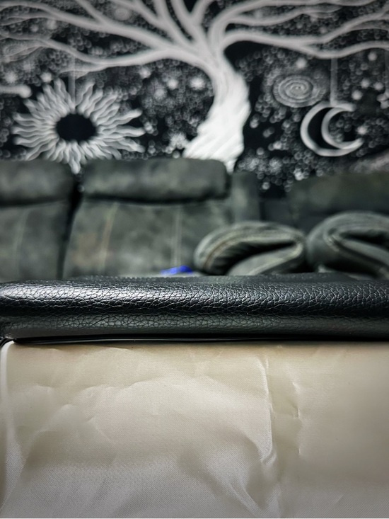 Tory Burch Elegant Black Leather Crossbody Bag - Picture 17 of 17